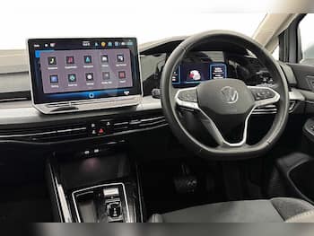 Used Volkswagen Golf 2025 for sale - 79728003: Photo