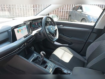 Used Volkswagen Golf 2022 for sale - 74991527: Photo