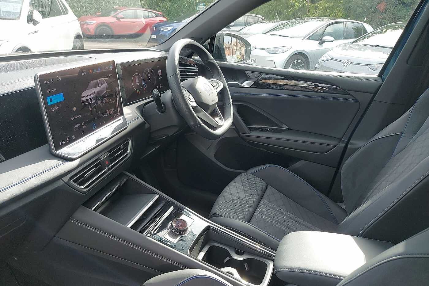 Used Volkswagen Tiguan 2024 for sale - 78088050: Photo 2