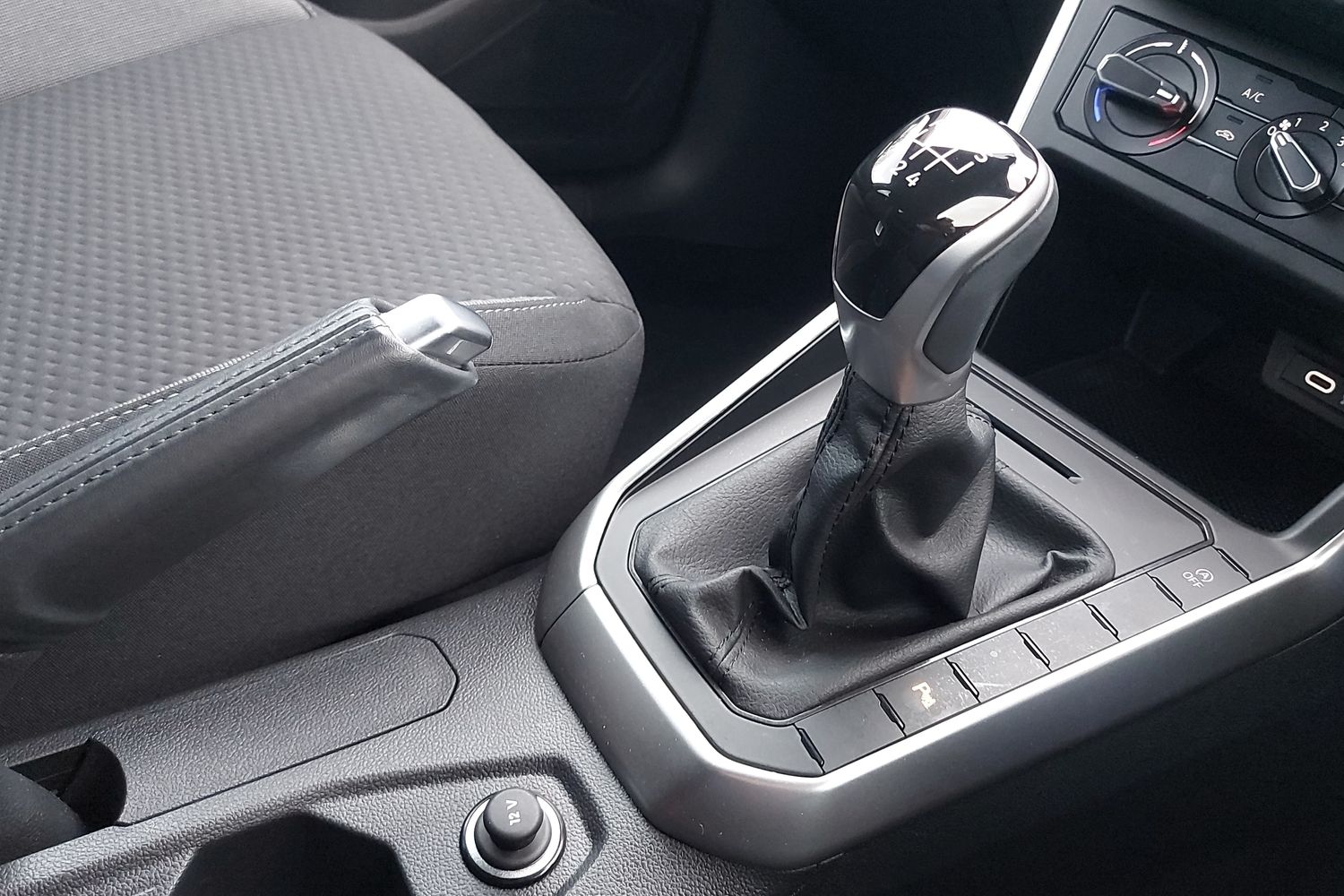 Used Volkswagen Polo 2023 for sale - 77826133: Photo 15