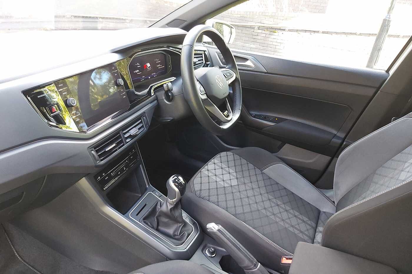 Used Volkswagen Polo 2022 for sale - 76111039: Photo 2