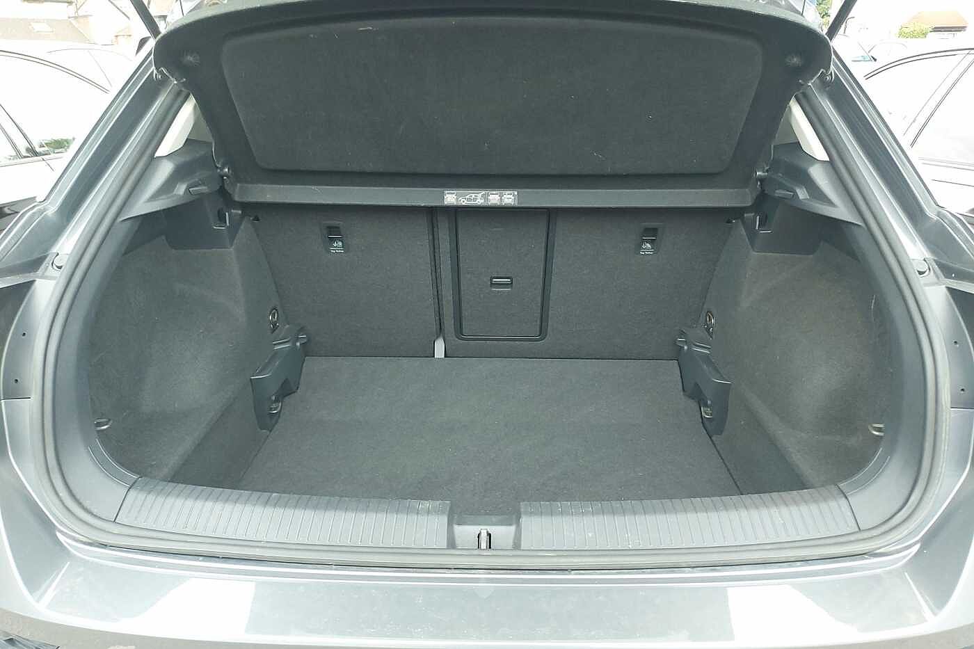 Used Volkswagen T-Roc 2025 for sale - 76111176: Photo 12