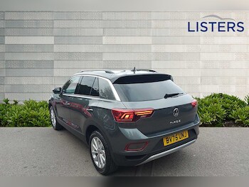 Used Volkswagen T-Roc 2025 for sale - 76111176: Photo