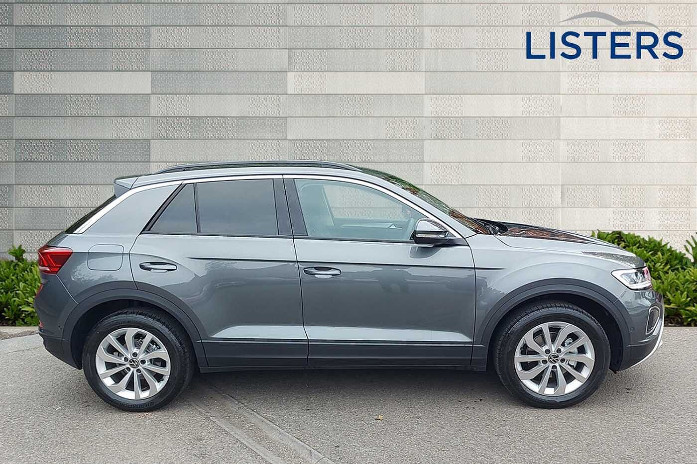 Used Volkswagen T-Roc 2025 for sale - 76111176: Photo 4