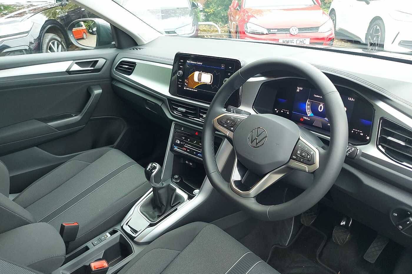 Used Volkswagen T-Roc 2025 for sale - 76111176: Photo 6