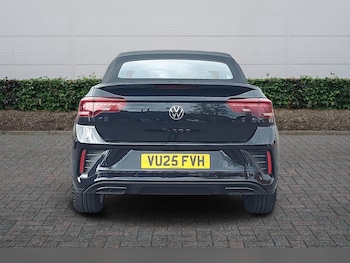 Used Volkswagen T-Roc 2025 for sale - 78087978: Photo