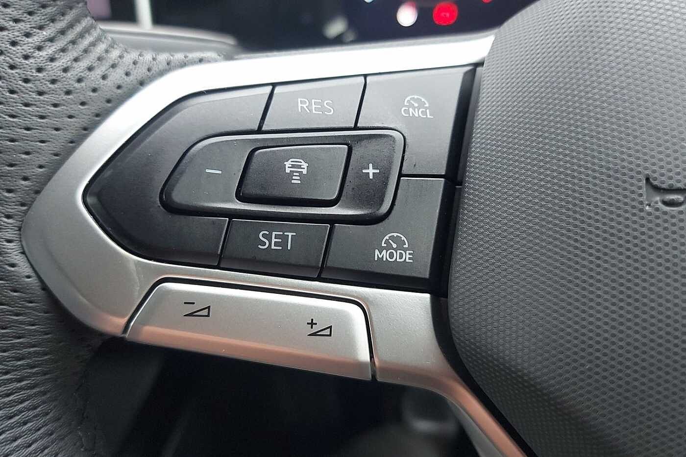 Used Volkswagen Golf 2025 for sale - 77372505: Photo 24