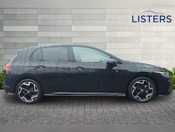 Used Volkswagen Golf 2025 for sale - 77372505: Photo