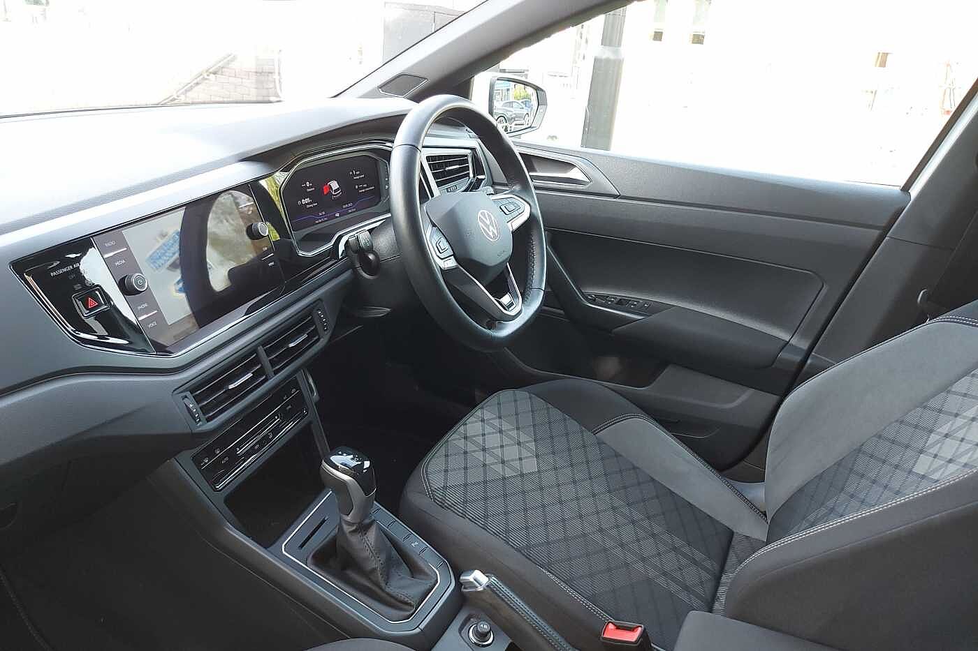 Used Volkswagen Polo 2022 for sale - 76111246: Photo 2