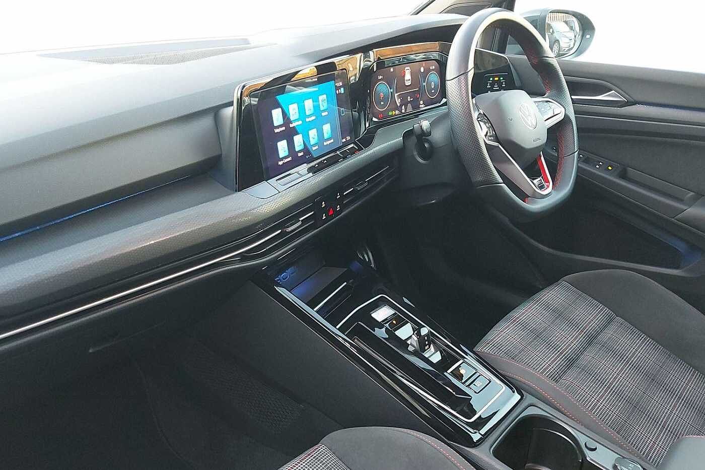 Used Volkswagen Golf 2024 for sale - 76410268: Photo 2