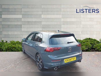 Used Volkswagen Golf 2024 for sale - 76410268: Photo