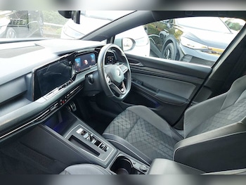 Used Volkswagen Golf 2022 for sale - 76111494: Photo 2
