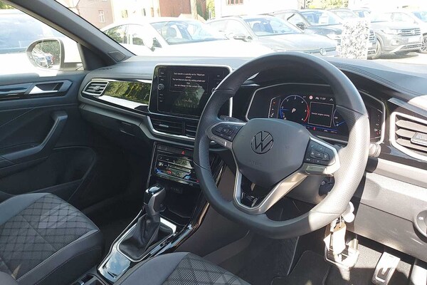Used Volkswagen T-Roc 2025 for sale - 76111200: Photo 6