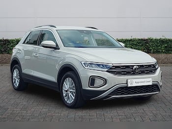 Used Volkswagen T-Roc 2024 for sale - 79670957: Photo