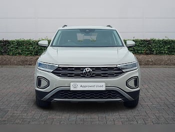 Used Volkswagen T-Roc 2024 for sale - 79670957: Photo