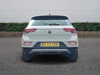 Used Volkswagen T-Roc 2024 for sale - 79670957: Photo