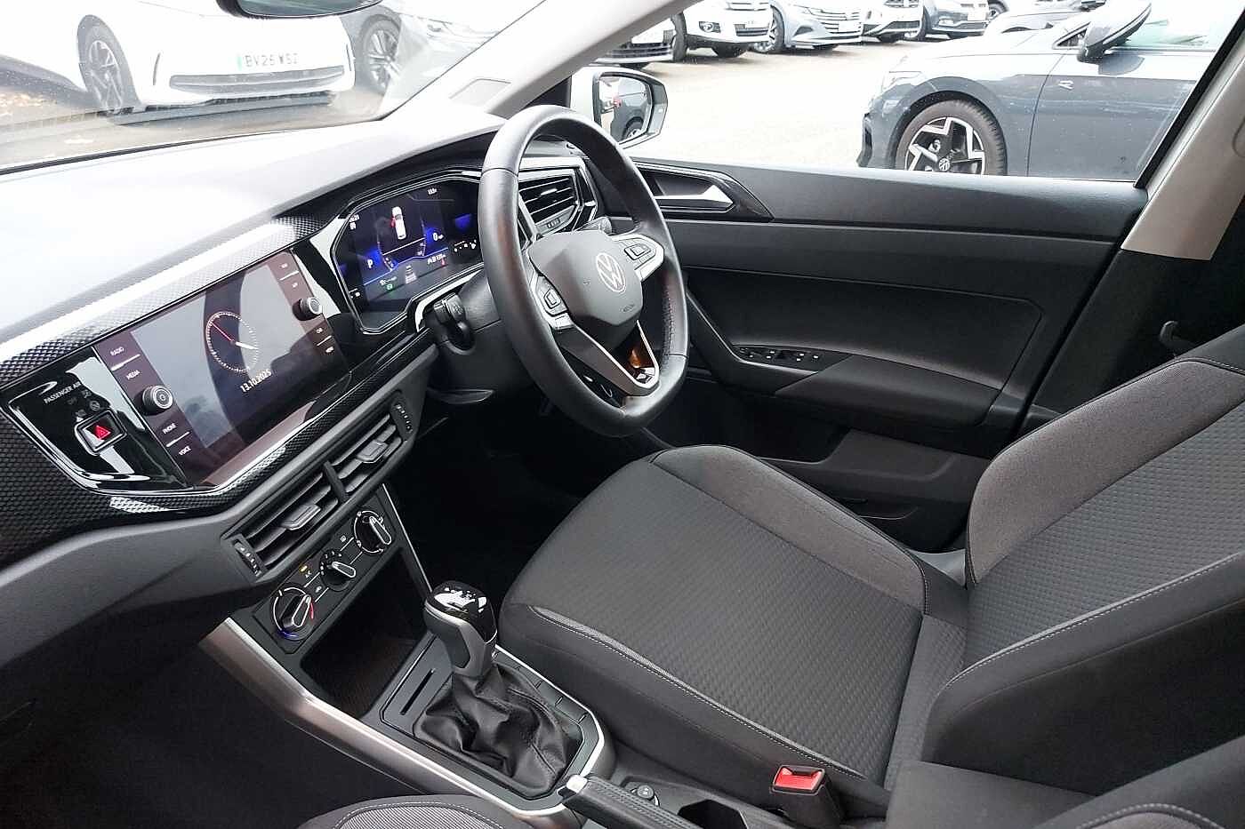 Used Volkswagen Polo 2023 for sale - 76154286: Photo 2