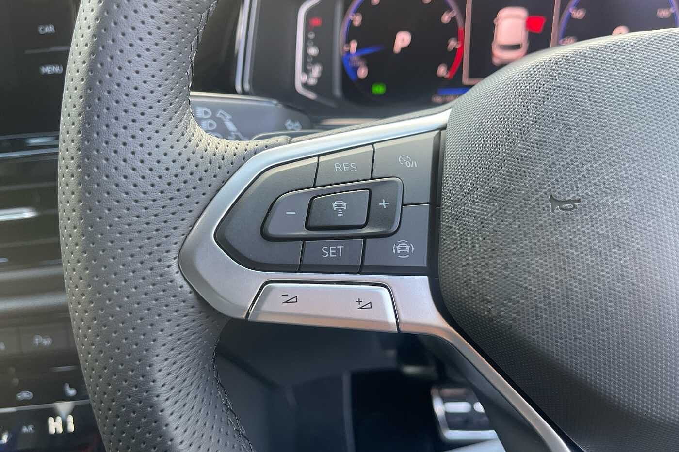 Used Volkswagen T-Roc 2025 for sale - 76154313: Photo 17