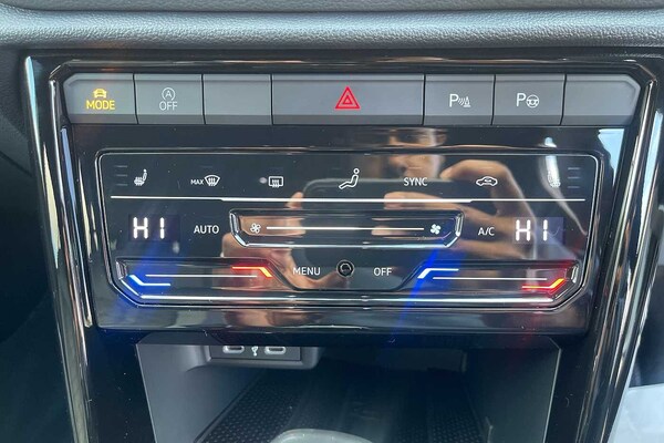 Used Volkswagen T-Roc 2025 for sale - 76154313: Photo 18