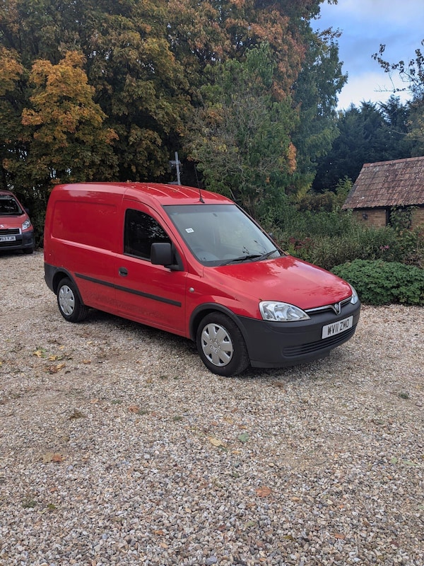 Used Vauxhall Combo 2011 for sale - 76214342: Photo 3