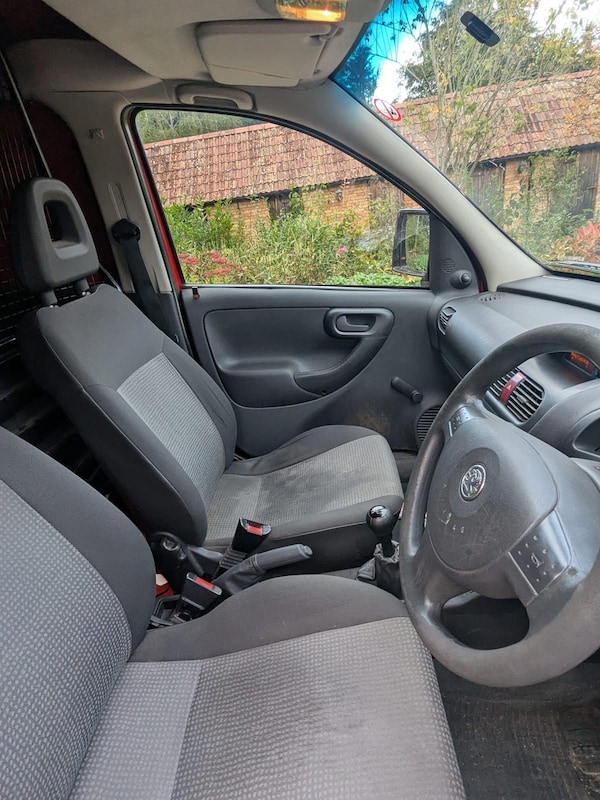 Used Vauxhall Combo 2011 for sale - 76214342: Photo 8
