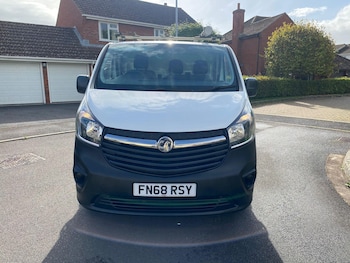 Used Vauxhall Vivaro 2018 for sale - 76001691: Photo