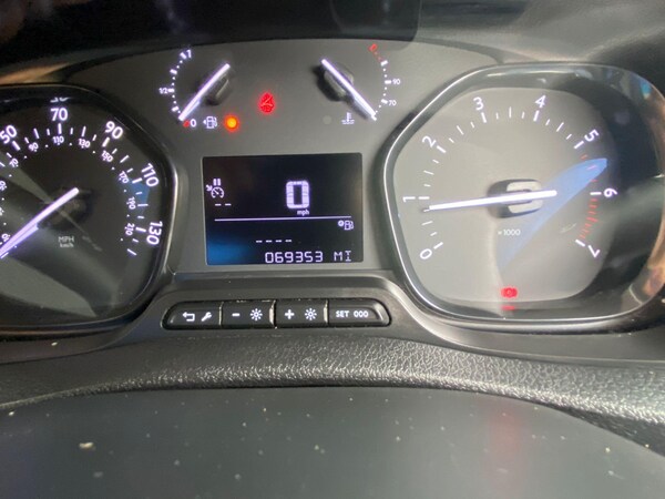 Used Vauxhall Vivaro 2020 for sale - 76152118: Photo 16