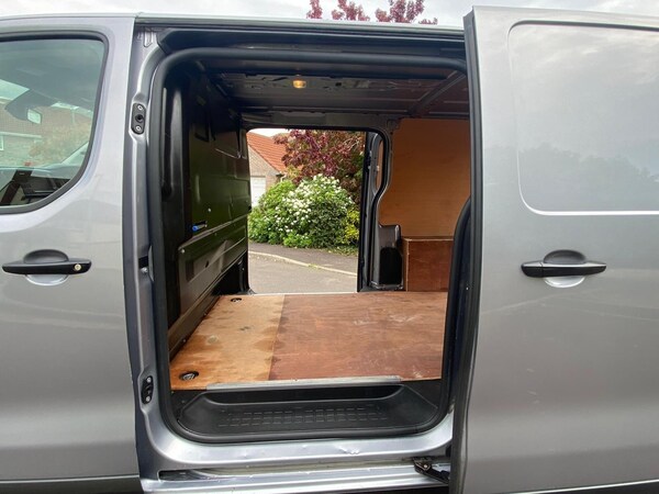 Used Vauxhall Vivaro 2020 for sale - 76152118: Photo 7