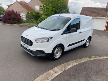 Ford - Transit Courier