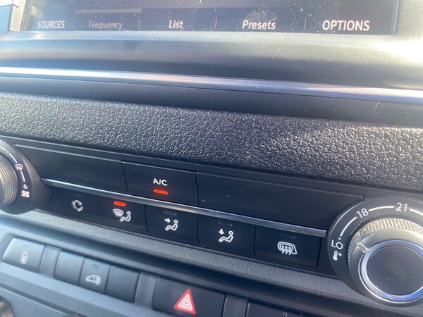 Used Vauxhall Vivaro 2021 for sale - 75618682: Photo 12