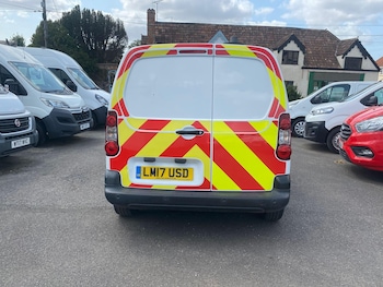 Used Peugeot Partner 2017 for sale - 75618685: Photo