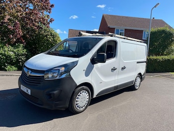 Used Vauxhall Vivaro 2017 for sale - 76032174: Photo