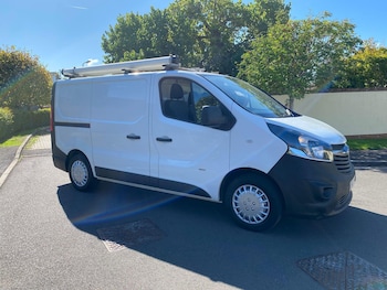 Used Vauxhall Vivaro 2017 for sale - 76032174: Photo