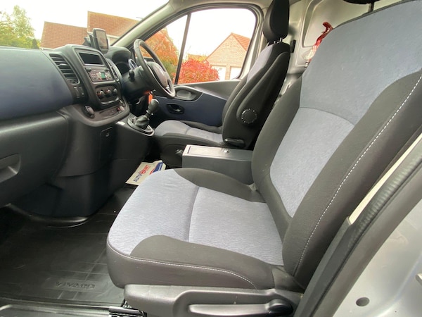 Used Vauxhall Vivaro 2016 for sale - 76270918: Photo 14