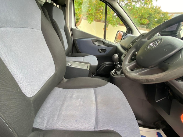 Used Vauxhall Vivaro 2016 for sale - 76270918: Photo 15