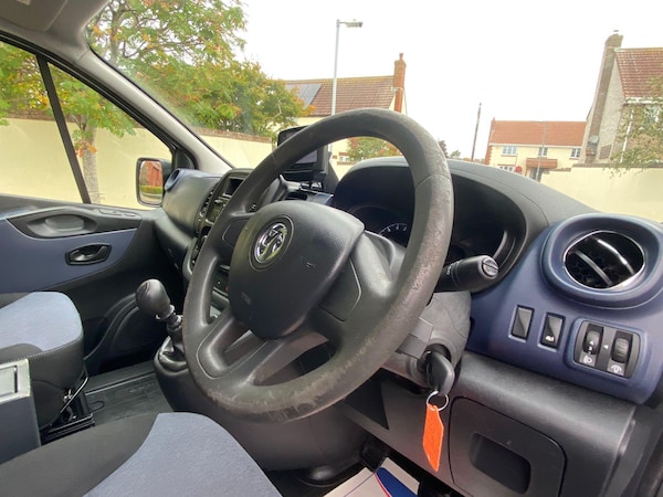 Used Vauxhall Vivaro 2016 for sale - 76270918: Photo 17