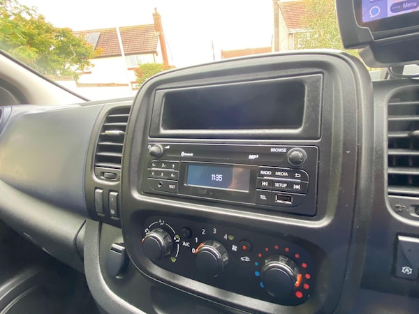 Used Vauxhall Vivaro 2016 for sale - 76270918: Photo 20