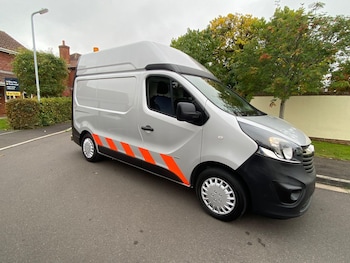 Used Vauxhall Vivaro 2016 for sale - 76270918: Photo 2