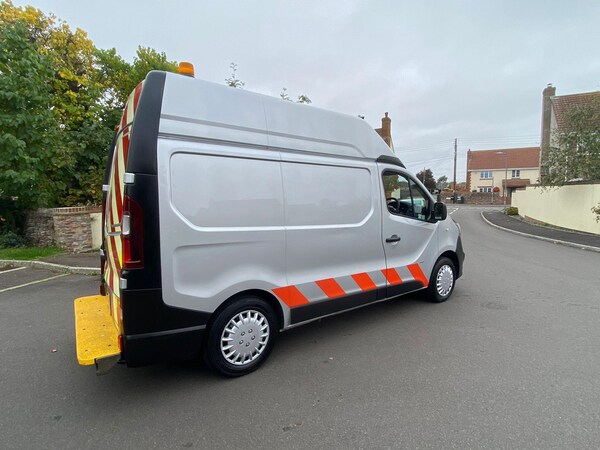 Used Vauxhall Vivaro 2016 for sale - 76270918: Photo 6