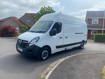 Vauxhall - Movano