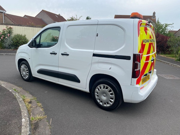 Used Vauxhall Combo 2019 for sale - 75618697: Photo 4
