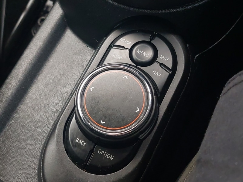 Used MINI Convertible 2018 for sale - 77483845: Photo 15