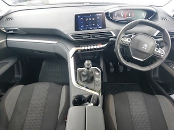 Used Peugeot 5008 2022 for sale - 78132711: Photo