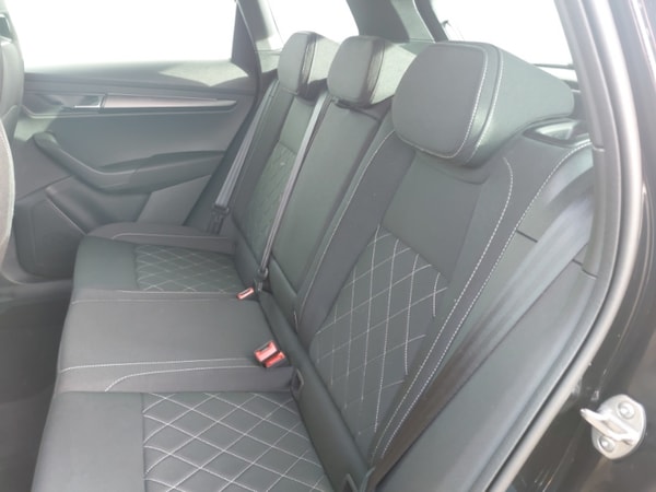 Used Skoda Karoq 2024 for sale - 76208580: Photo 6