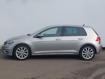 Used Volkswagen Golf 2019 for sale - 78155864: Photo