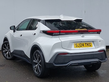 Used Toyota C-HR 2024 for sale - 78795760: Photo