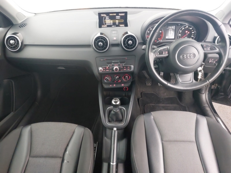 Used Audi A1 2017 for sale - 77141372: Photo 2