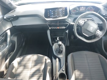 Used Peugeot 2008 2023 for sale - 78380800: Photo