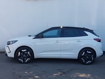 Used Vauxhall Grandland 2023 for sale - 75229481: Photo