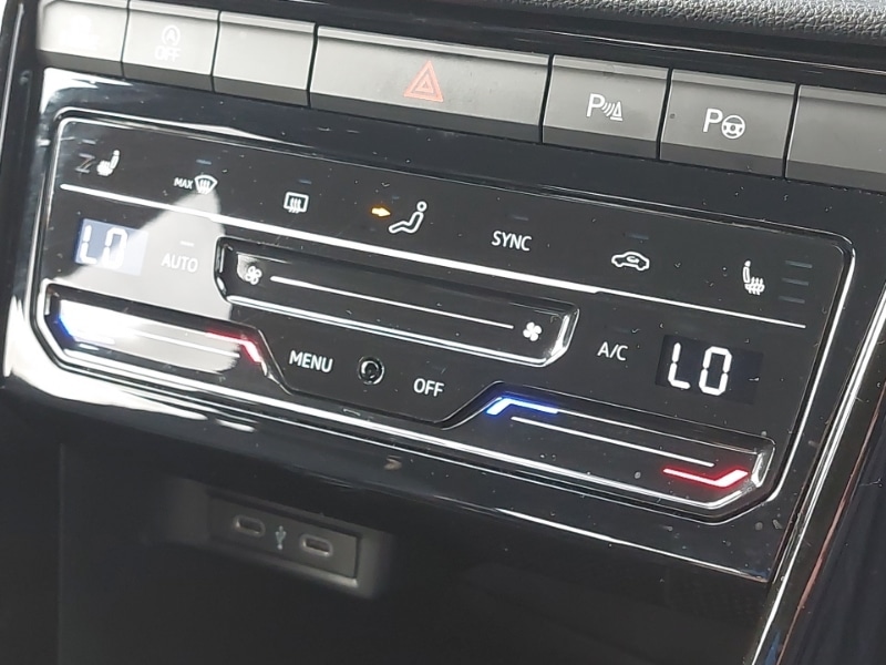 Used Volkswagen T-Roc 2025 for sale - 76880275: Photo 15